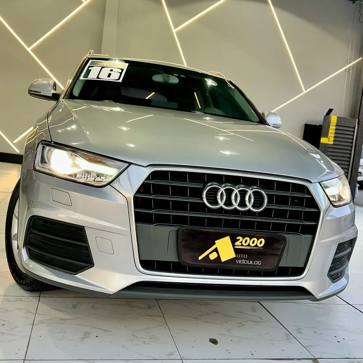 Audi Q3 — foto 1